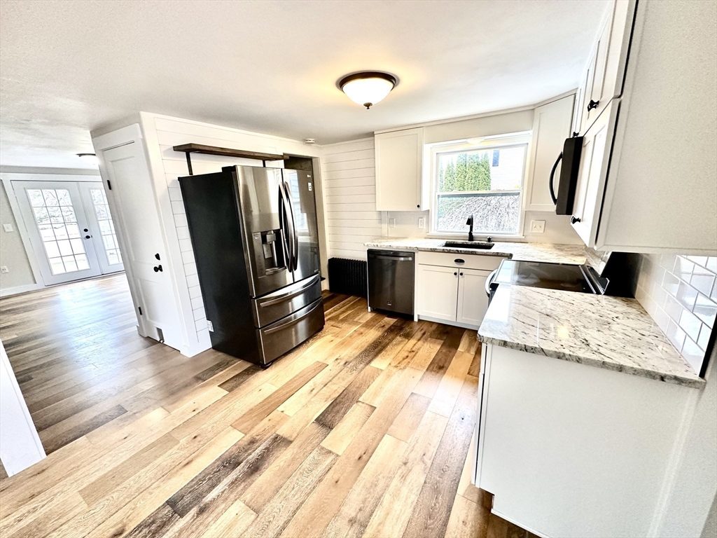 26 Maravista Road Worcester, MA 01606 - Photo 5 of 34 Gallery Image 5