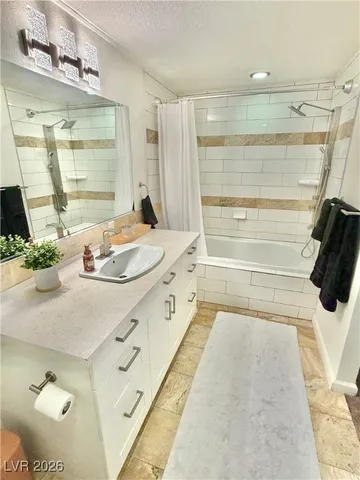 $2,195 | 2200 South Fort Apache Road, Unit 2152, Las Vegas, NV 89117