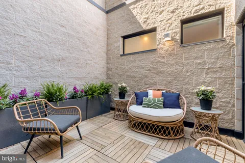 $1,199,000 | 1628 11th Street Northwest, Unit 105, Washington, DC 20001