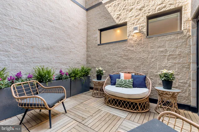 $1,199,000 | 1628 11th Street Northwest, Unit 105, Washington, DC 20001