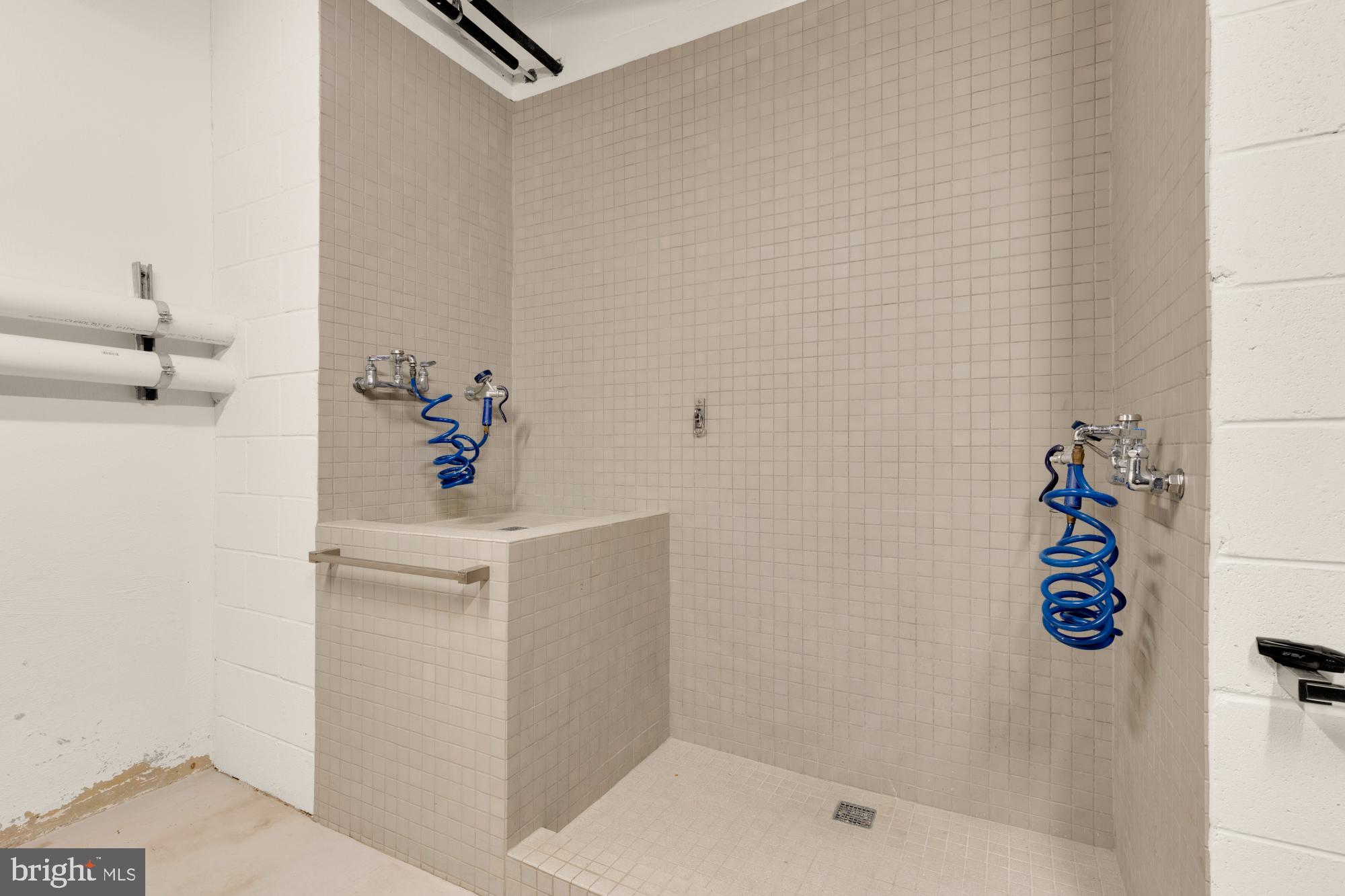 1628 11th Street Northwest, Unit 105 Washington, DC 20001 - Photo 45 of 55 a bathroom with a shower