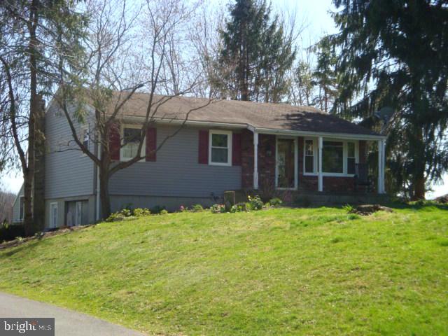 1977 Creek Road Manheim, PA 17545 - Photo 1 of 25