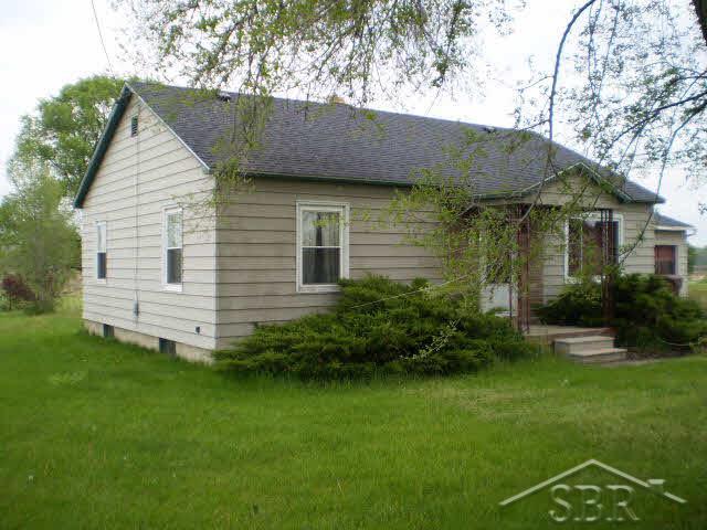 1789 South Huron Road Kawkawlin, MI 48631 - Photo 2 of 6 20094814-1.JPG
