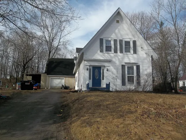 $90,000 | 37 Price Street, Calais, ME 04619