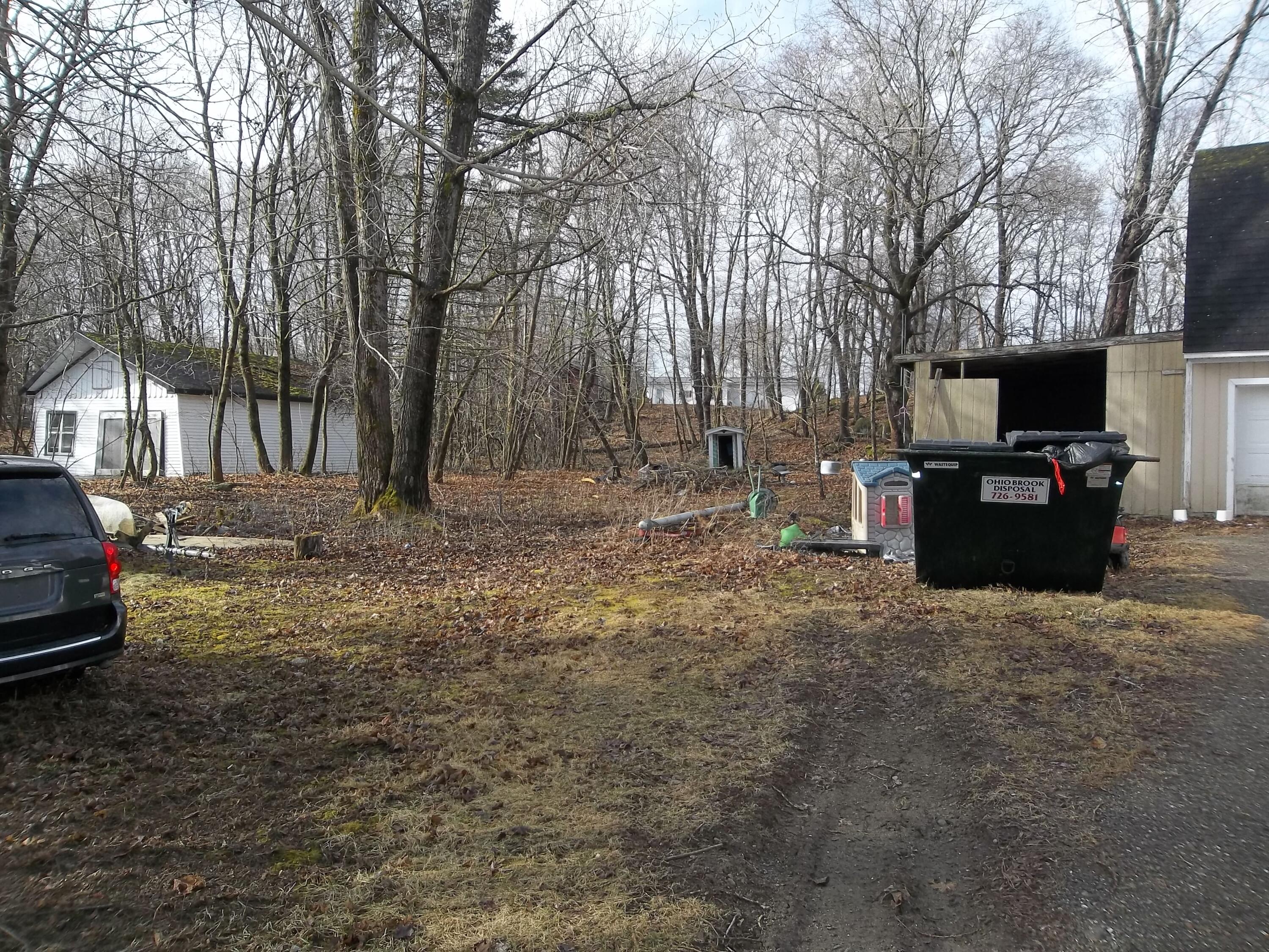 37 Price Street Calais, ME 04619 - Photo 3 of 14 100_1943