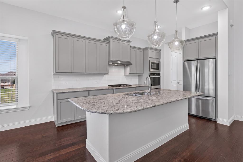 11367 Misty Ridge Drive Flower Mound, TX 76262 - Photo 3 of 39 This photo has been virtually staged