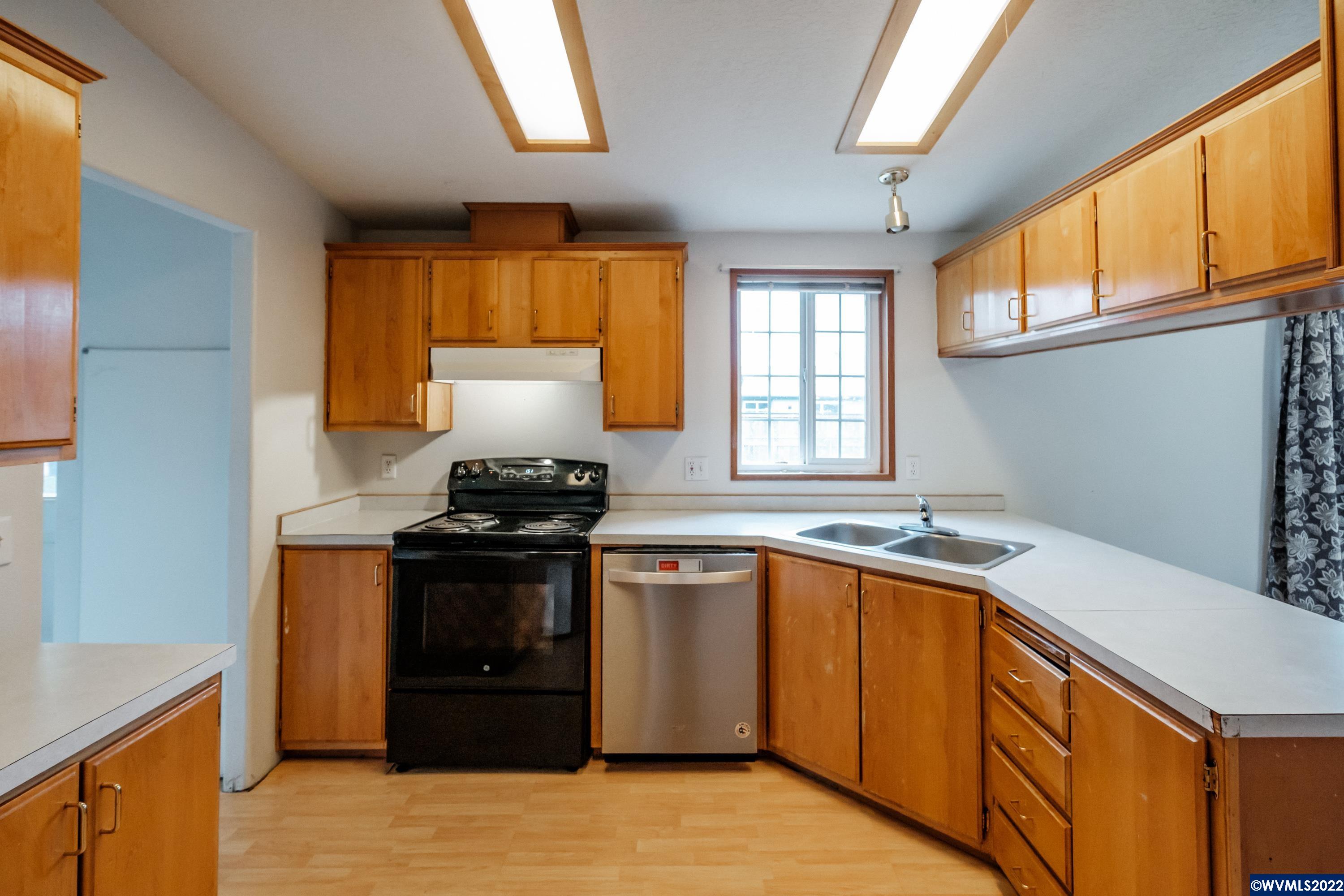 1012 Baxter Road Salem, OR 97306 - Photo 18 of 34