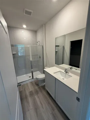 $3,100 | 8715 98th Court, Vero Beach, FL 32967