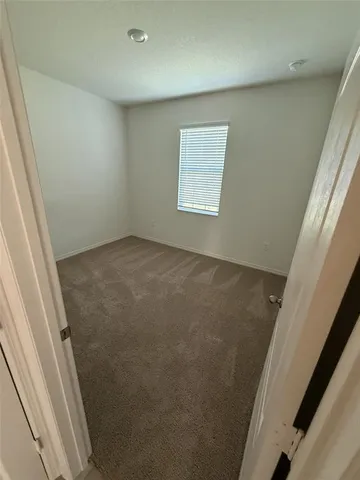 $3,100 | 8715 98th Court, Vero Beach, FL 32967