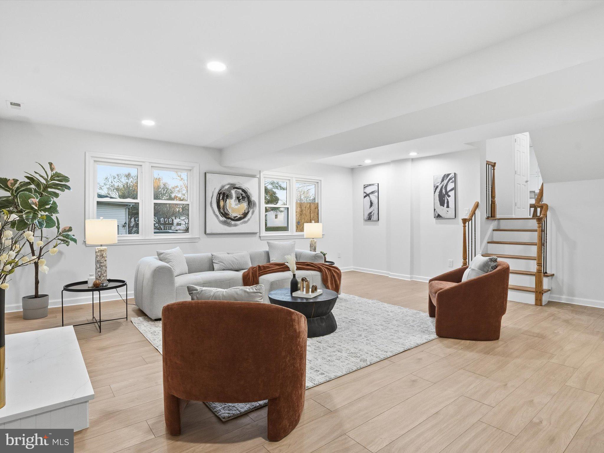 2133 Freda Drive Vienna, VA 22181 - Photo 16 of 45 a living room with furniture and wooden floor