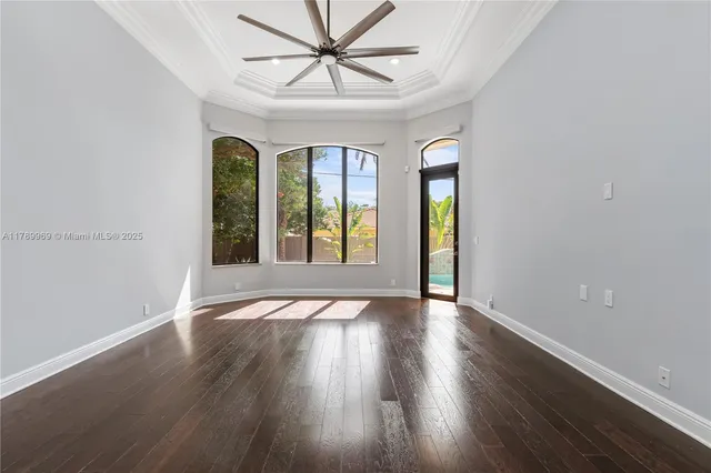 $3,450,000 | 260 Northeast Wavecrest Court, Boca Raton, FL 33432