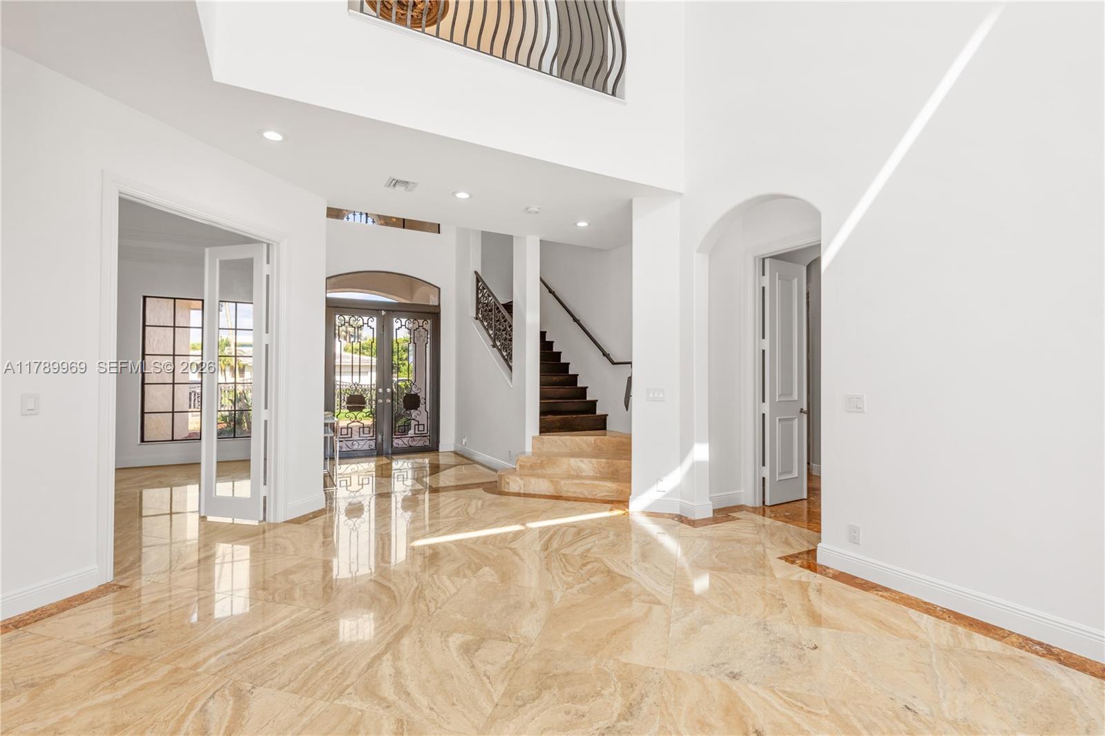 260 Northeast Wavecrest Court Boca Raton, FL 33432 - Photo 10 of 82