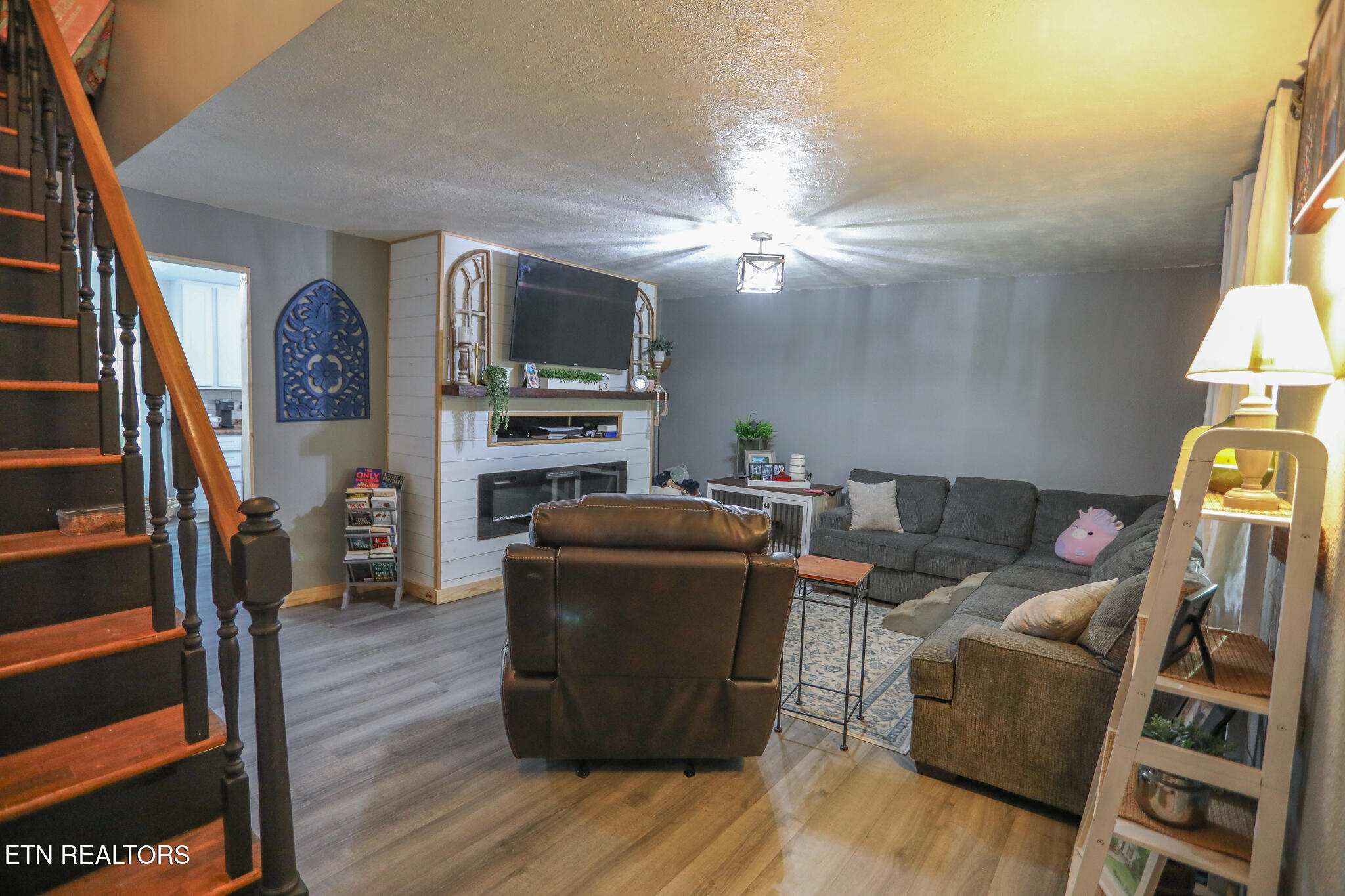787 Hawkins Road Sweetwater, TN 37874 - Photo 4 of 20 LR2 2