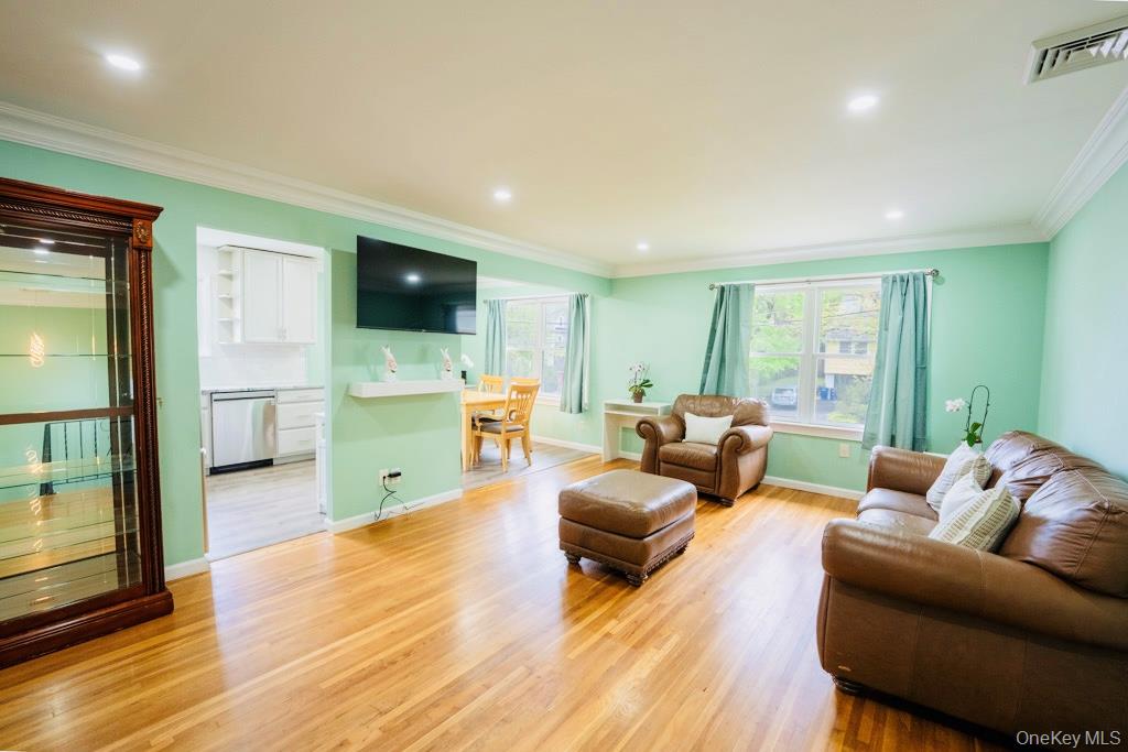 2 Martin Road Ossining, NY 10562 - Photo 6 of 31