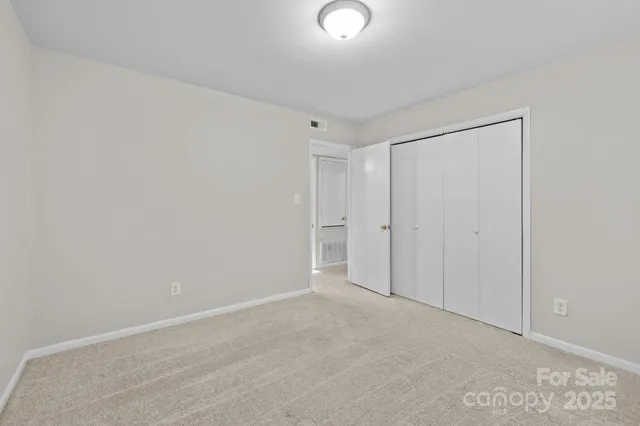 $198,500 | 4600 Coronado Drive, Unit B, Charlotte, NC 28212