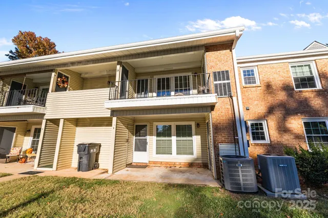 $198,500 | 4600 Coronado Drive, Unit B, Charlotte, NC 28212