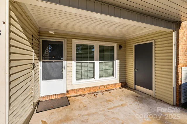 $198,500 | 4600 Coronado Drive, Unit B, Charlotte, NC 28212