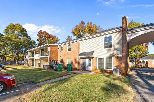 $198,500 | 4600 Coronado Drive, Unit B, Charlotte, NC 28212
