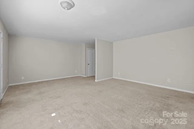 $198,500 | 4600 Coronado Drive, Unit B, Charlotte, NC 28212