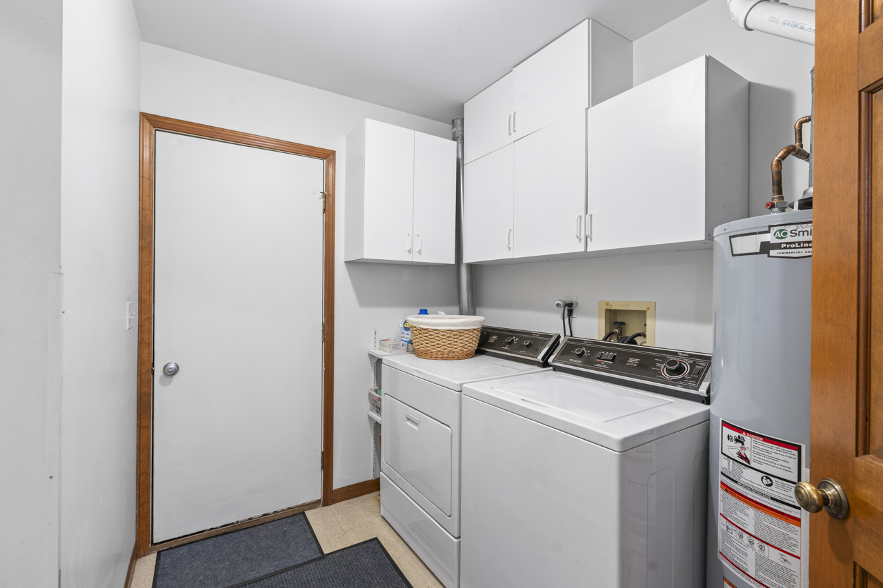 1106 Pheasant Trail Carol Stream, IL 60188 - Photo 27 of 33 a room with storage and utility