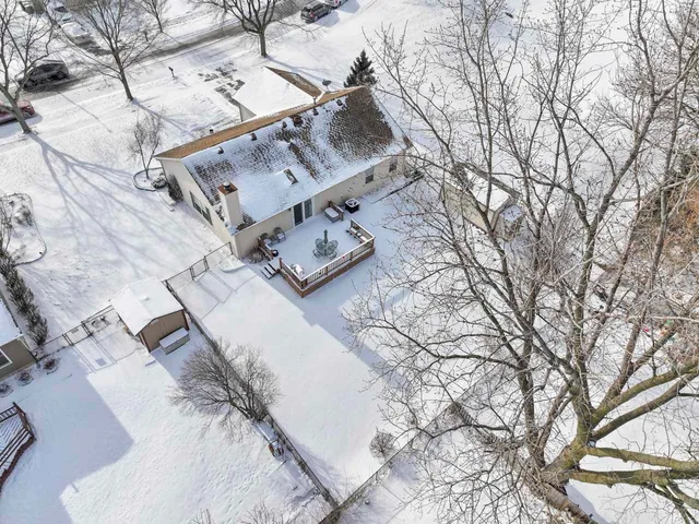 $350,000 | 1106 Pheasant Trail, Carol Stream, IL 60188