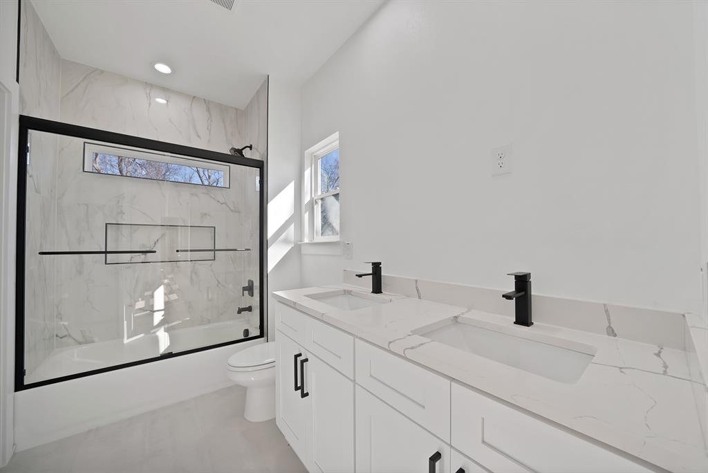 2912 Brigham Lane Dallas, TX 75215 - Photo 14 of 24