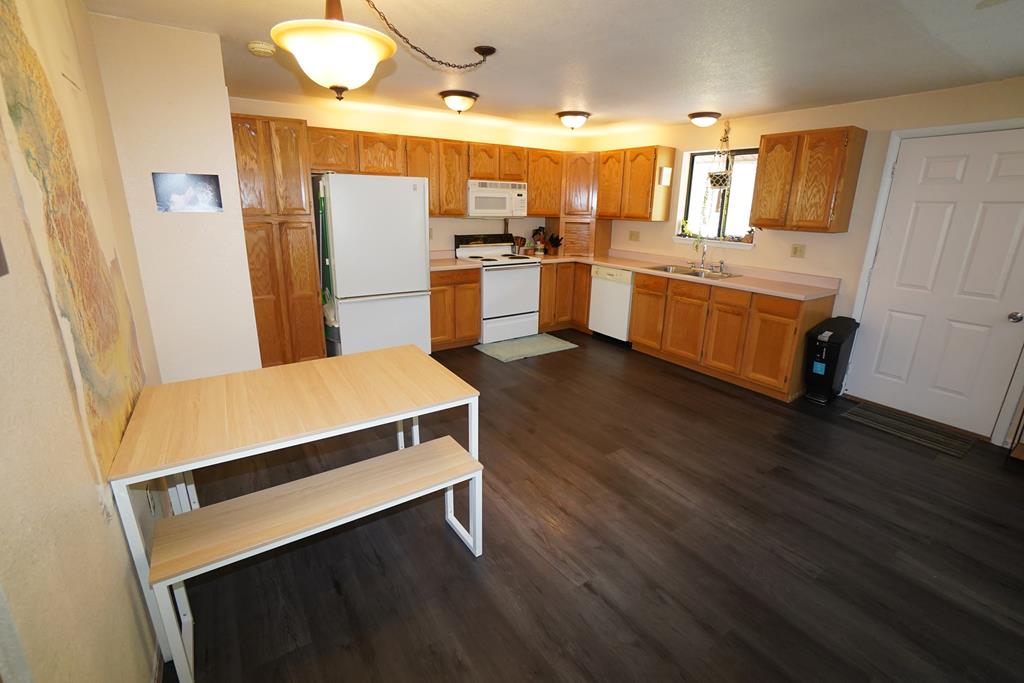 347 South Whitewater Drive Riggins, ID 83549 - Photo 16 of 30