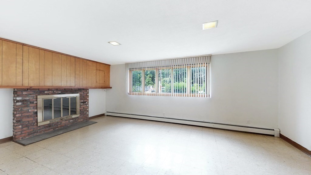 33 John Street Newton, MA 02459 - Photo 16 of 34