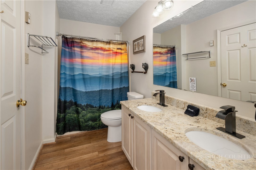 510 Elderberry Ridge Road, Unit F201 Beech Mountain, NC 28604 - Photo 17 of 25