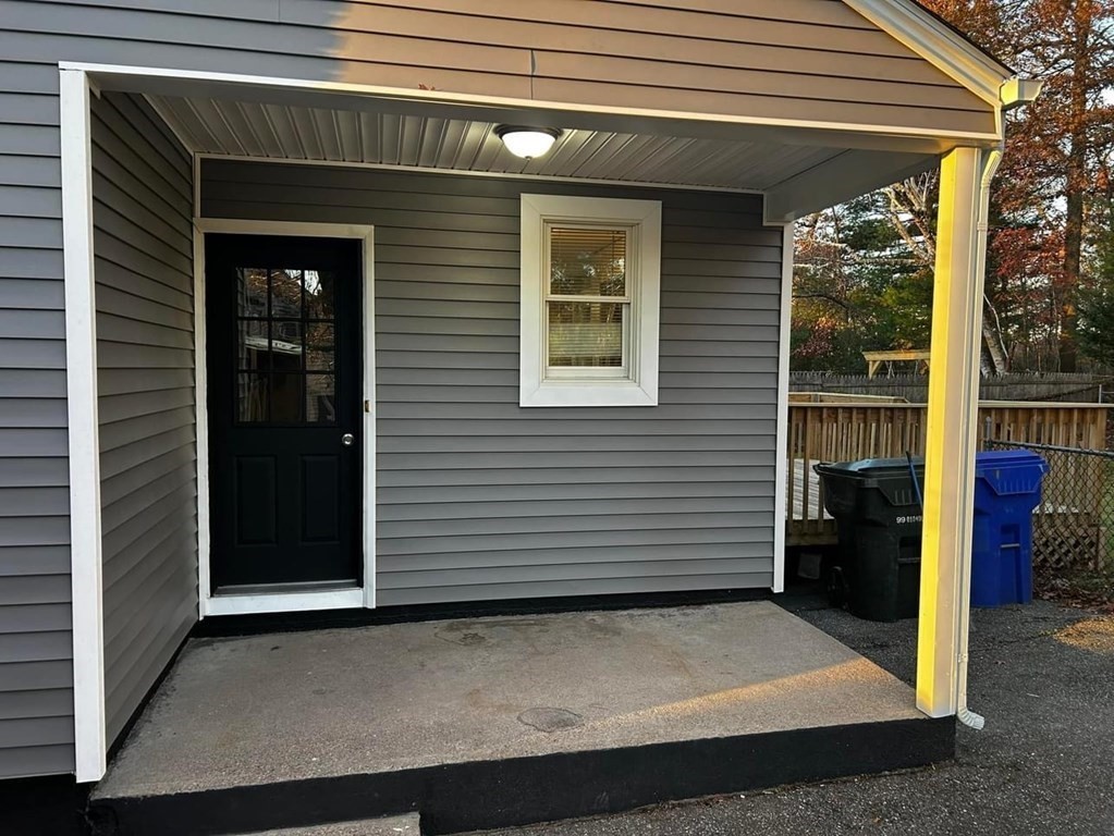 89 Gatewood Road Springfield, MA 01119 - Photo 3 of 30 a view of a porch