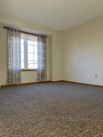 $332,000 | 760 Garceau Lane, Vadnais Heights, MN 55127