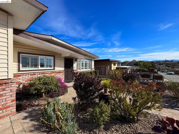$835,000 | 1732 Fernando Street, Seaside, CA 93955