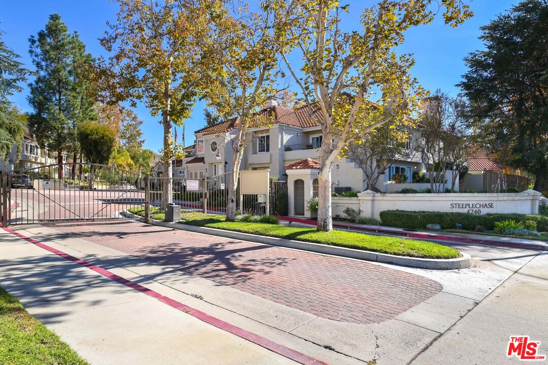 4240 Lost Hills Road, Unit 2403 Agoura Hills, CA 91301 - Photo 3 of 17