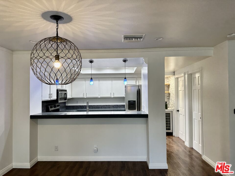 4240 Lost Hills Road, Unit 2403 Agoura Hills, CA 91301 - Photo 5 of 17