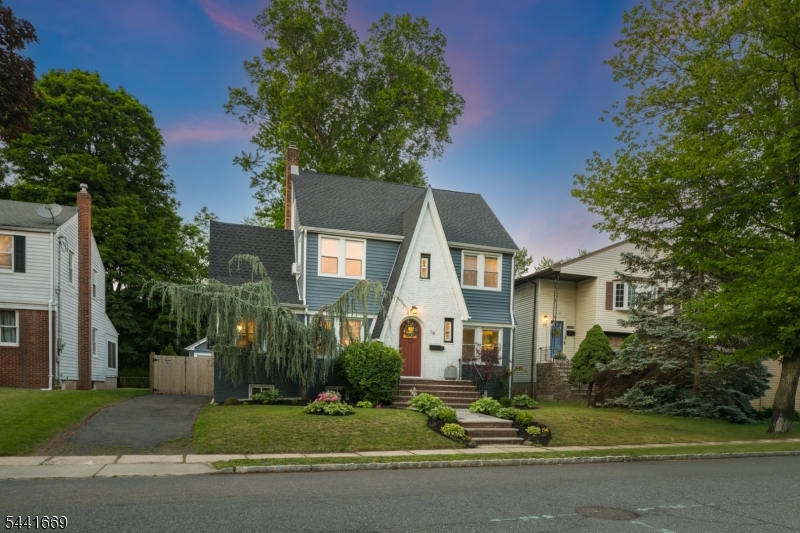 19 Buckingham Road West Orange, NJ 07052 - Photo 7 of 50