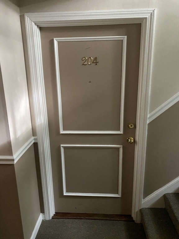 21 Clark's Road, Unit 204 Amesbury, MA 01913 - Photo 3 of 32