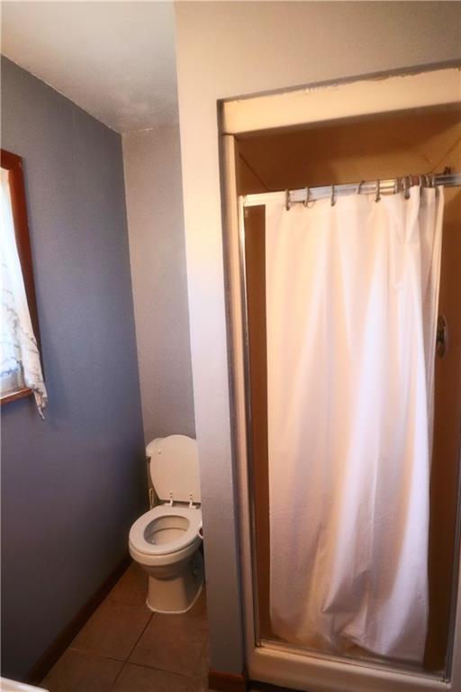 1340 Barkley Road McKeesport, PA 15133 - Photo 16 of 20 a bathroom with a toilet and a shower