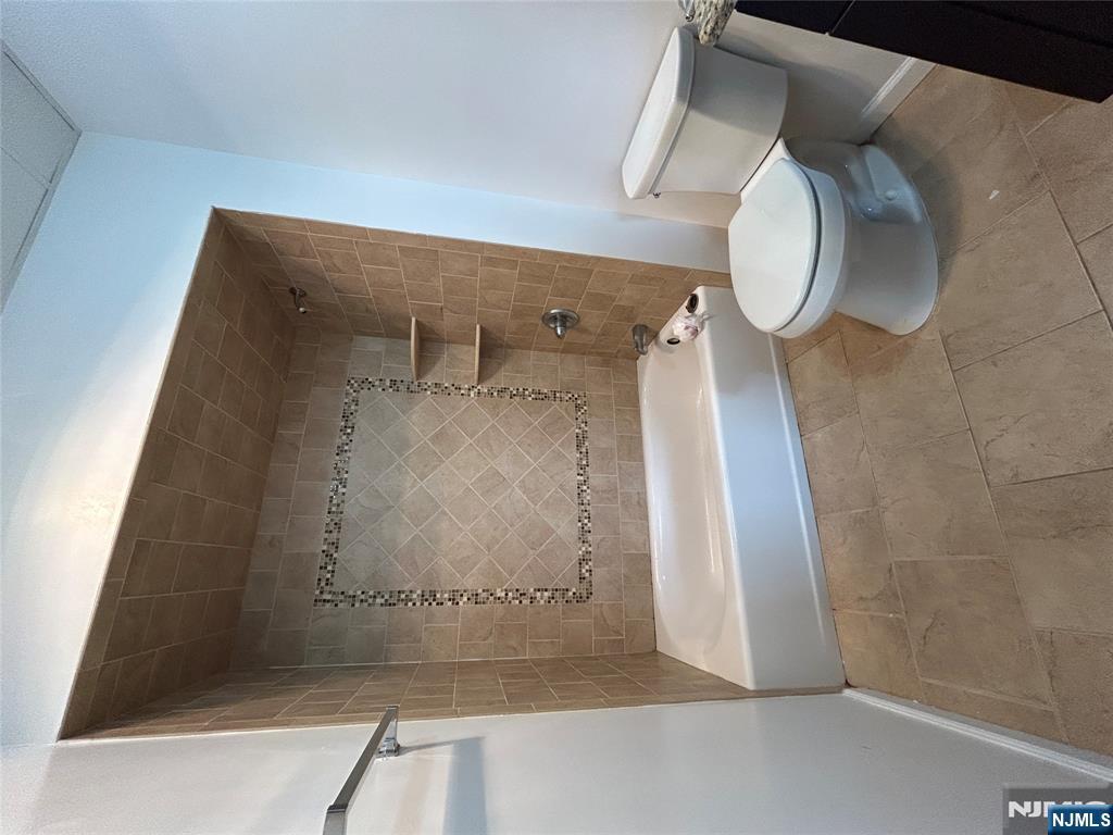 61 Kansas Street, Unit 3C Hackensack, NJ 07601 - Photo 13 of 38