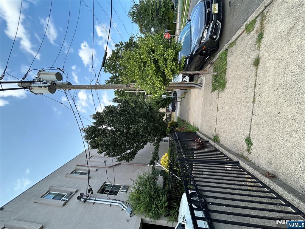 61 Kansas Street, Unit 3C Hackensack, NJ 07601 - Photo 31 of 38