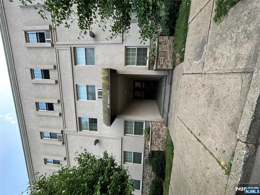 61 Kansas Street, Unit 3C Hackensack, NJ 07601 - Photo 35 of 38