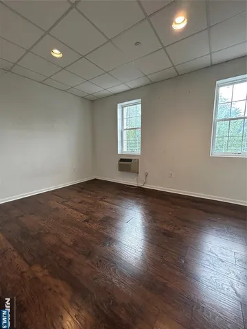 $2,500 | 61 Kansas Street, Unit 3C, Hackensack, NJ 07601