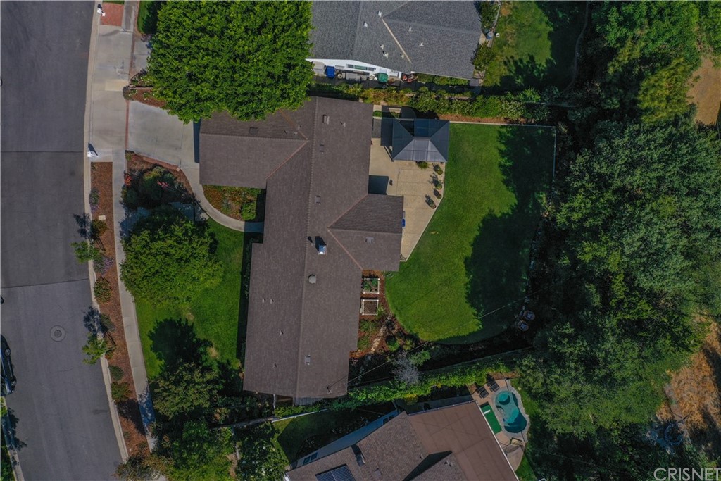 23625 Neargate Drive Newhall, CA 91321 - Photo 4 of 24