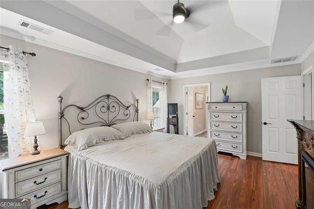 a view of a workspace with furniture