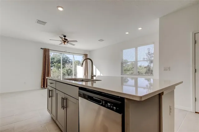 $290,000 | 11633 Glenside Terrace, Palmetto, FL 34221