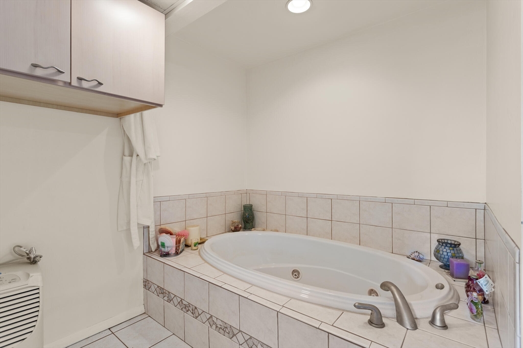 10 Katy Circle Randolph, MA 02368 - Photo 24 of 40