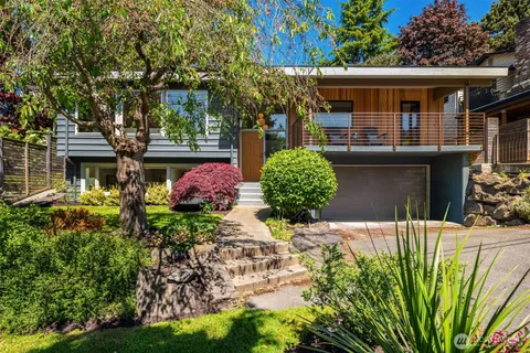$1,988,800 | 3532 Northwest 67th Street, Seattle, WA 98117