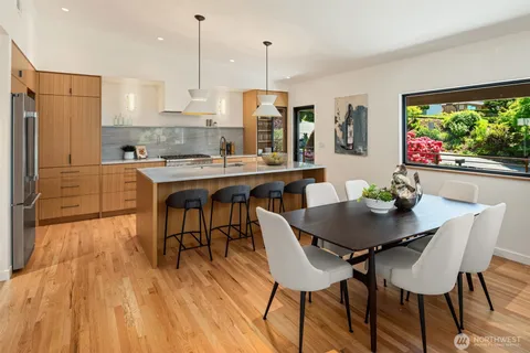 $1,988,800 | 3532 Northwest 67th Street, Seattle, WA 98117