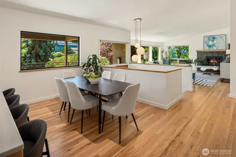 $1,988,800 | 3532 Northwest 67th Street, Seattle, WA 98117