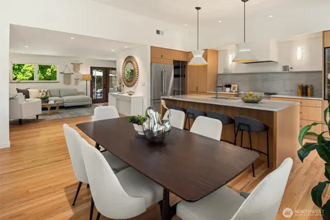 $1,988,800 | 3532 Northwest 67th Street, Seattle, WA 98117