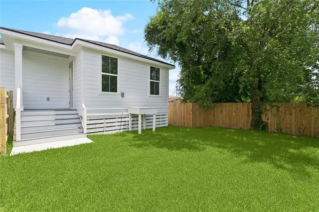 $2,500 | 1224 St Denis Street, New Orleans, LA 70122